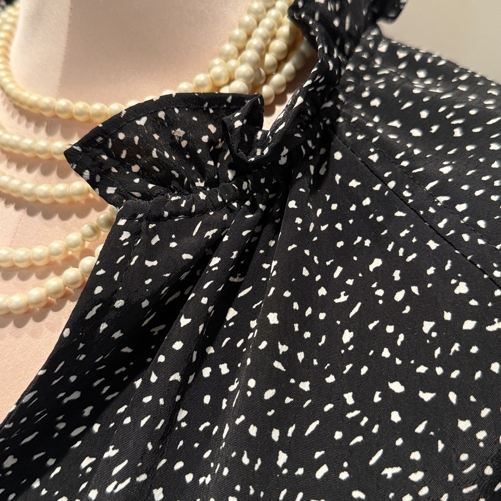 MELLODAY Black and White Confetti Heart Long Sleeve Midi Dress - Picture 4 of 5